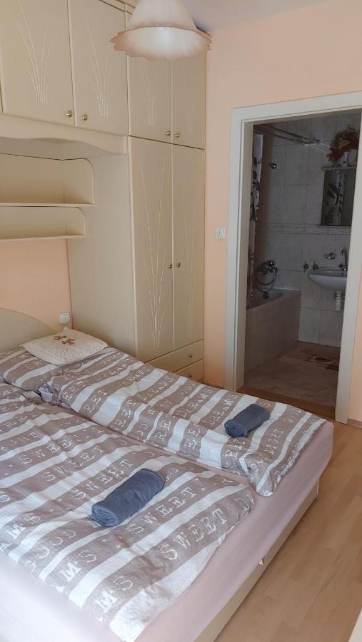 David Apartman Gyula Εξωτερικό φωτογραφία