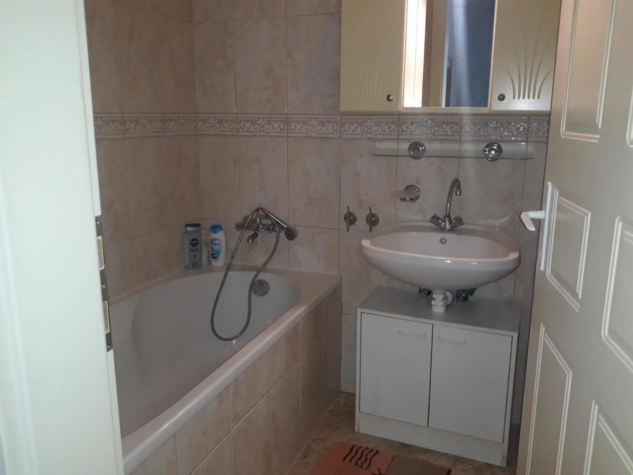 David Apartman Gyula Εξωτερικό φωτογραφία